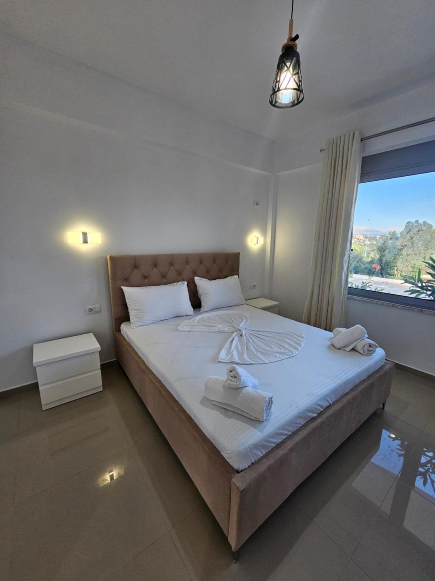 Hotel Irini Sarandë 外观 照片