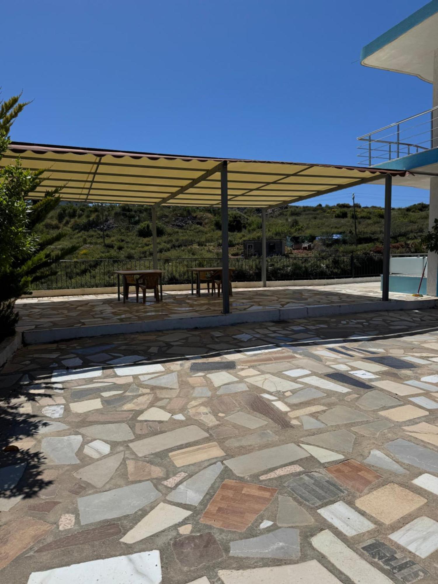 Hotel Irini Sarandë 外观 照片