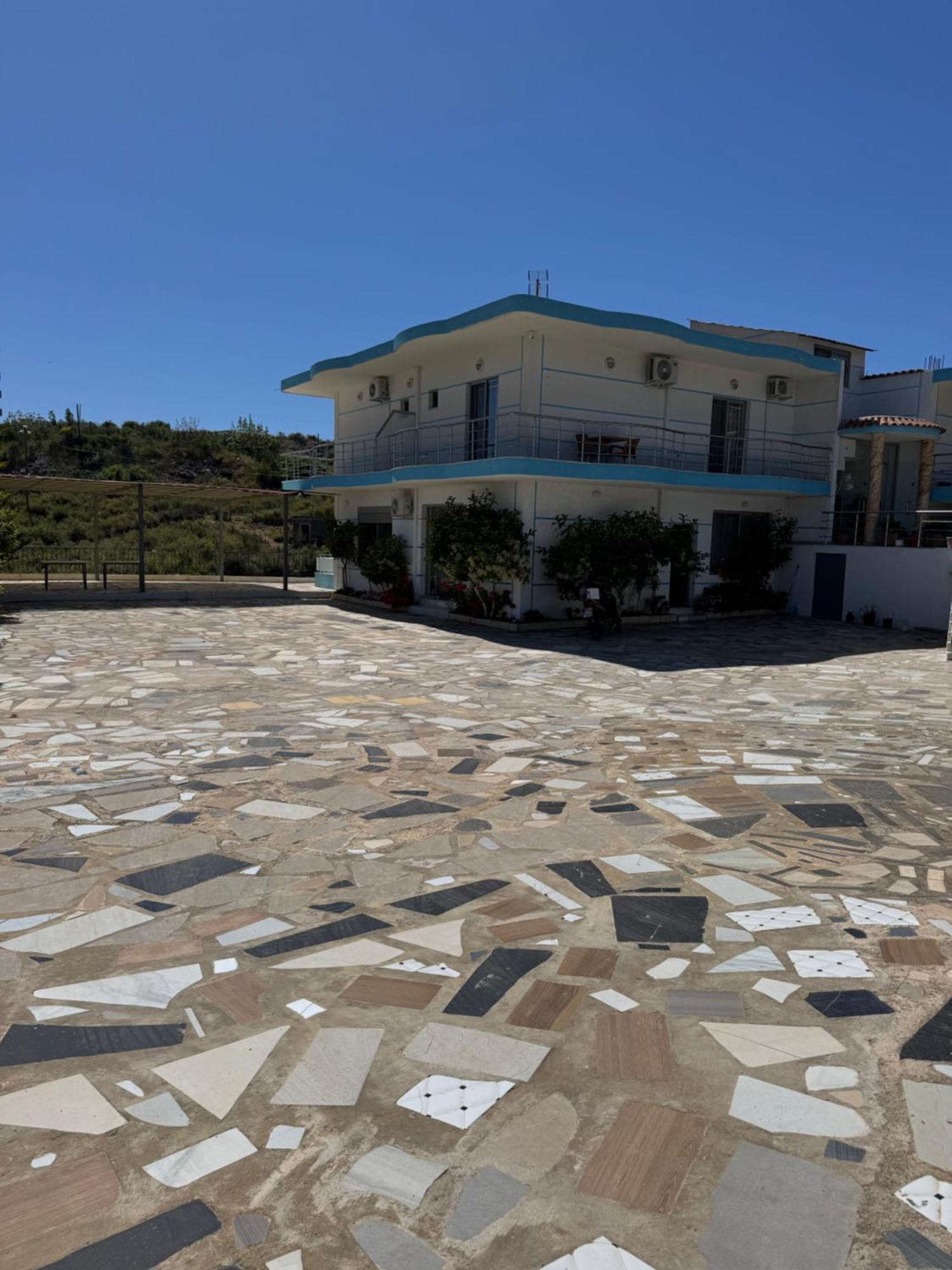 Hotel Irini Sarandë 外观 照片