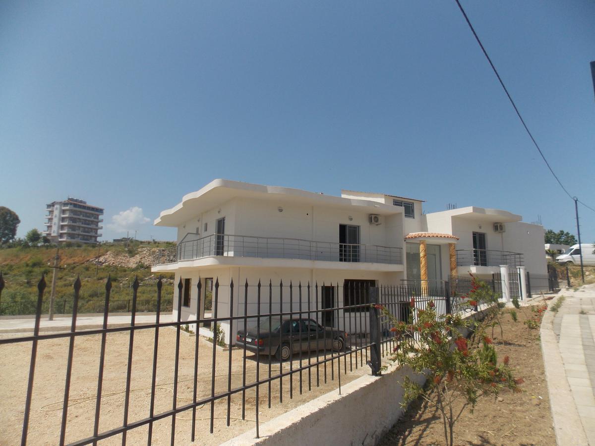 Hotel Irini Sarandë 外观 照片