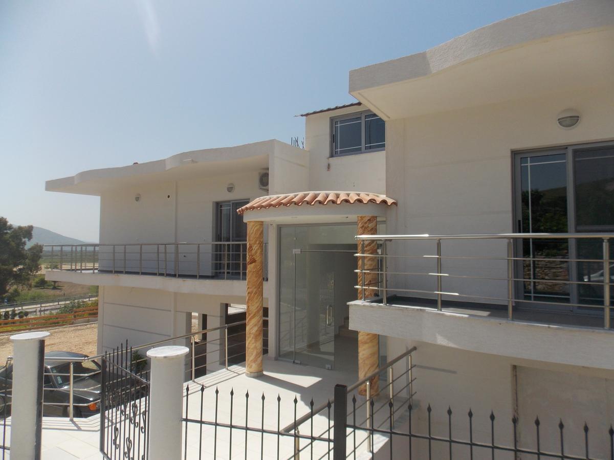 Hotel Irini Sarandë 外观 照片