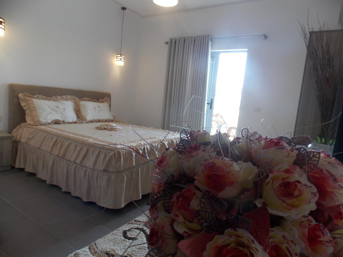 Hotel Irini Sarandë 外观 照片