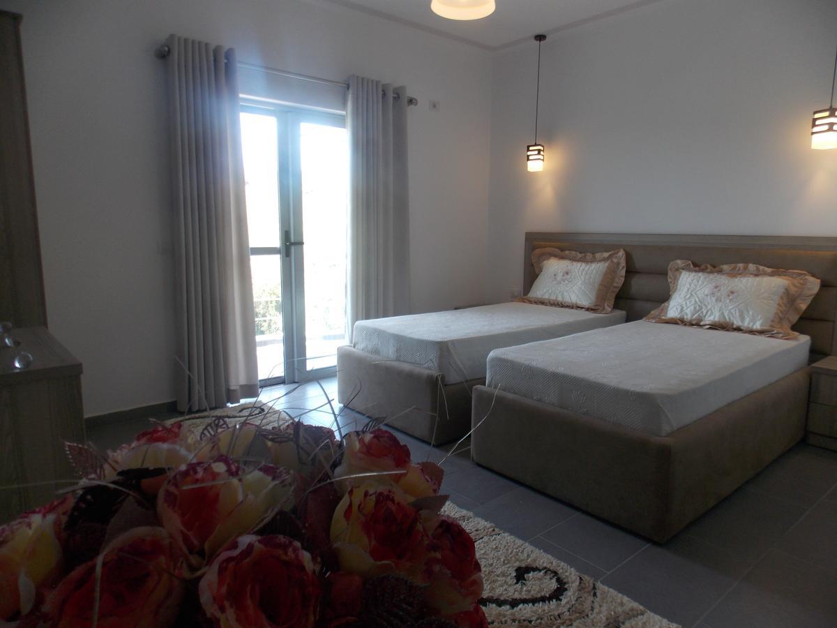 Hotel Irini Sarandë 外观 照片