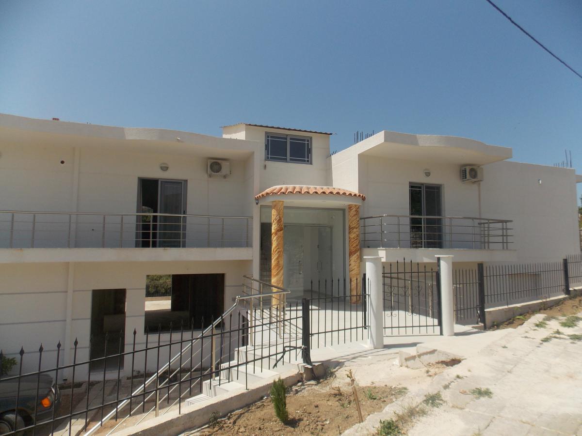 Hotel Irini Sarandë 外观 照片